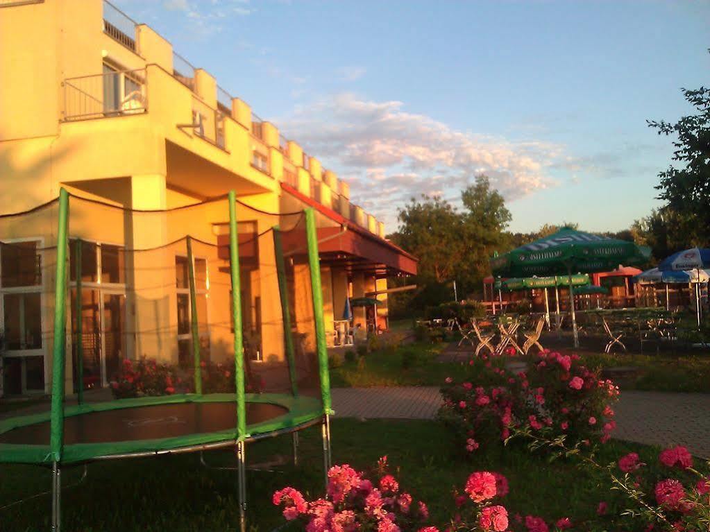 Hotel Seegasthof Zaberfeld Exteriör bild